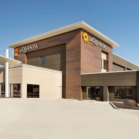La Quinta Inn & Suites By Wyndham St Louis Route 66 Windsor Springs Екстериор снимка